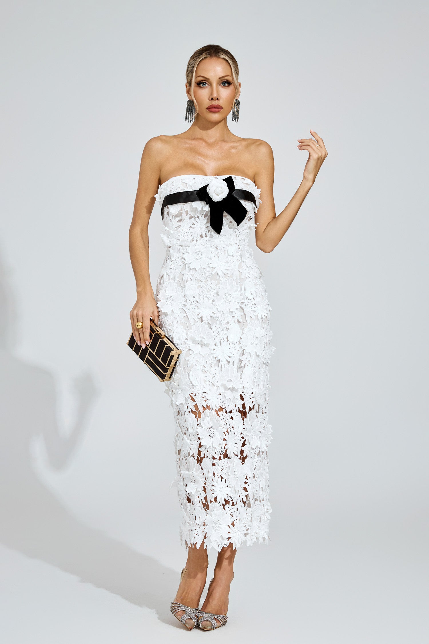 Dyzor Floral Lace Midi Dress In White