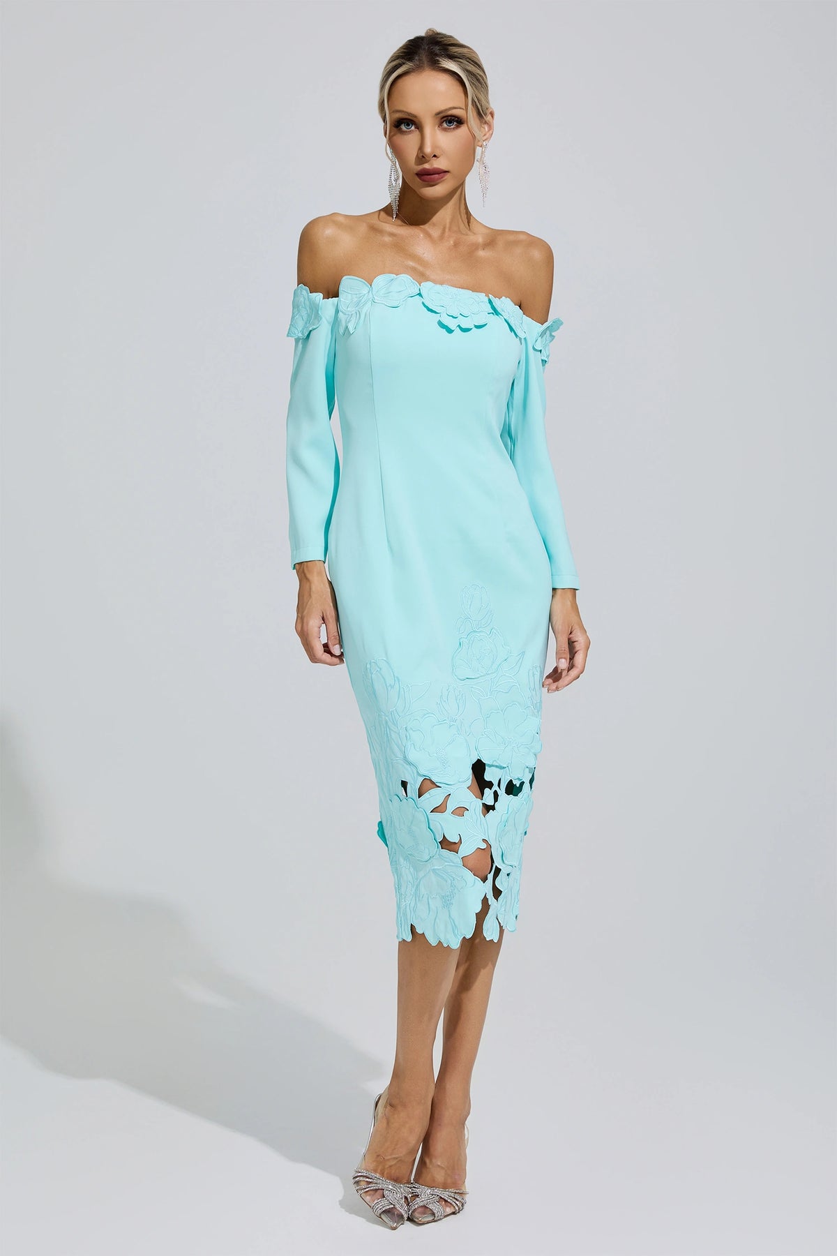 Givessa Green Off-Shoulder Embroidered Midi Dress