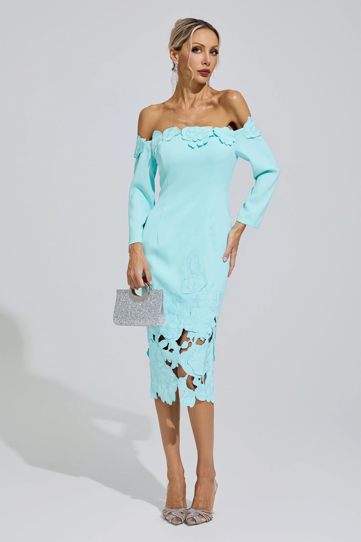 Givessa Green Off-Shoulder Embroidered Midi Dress