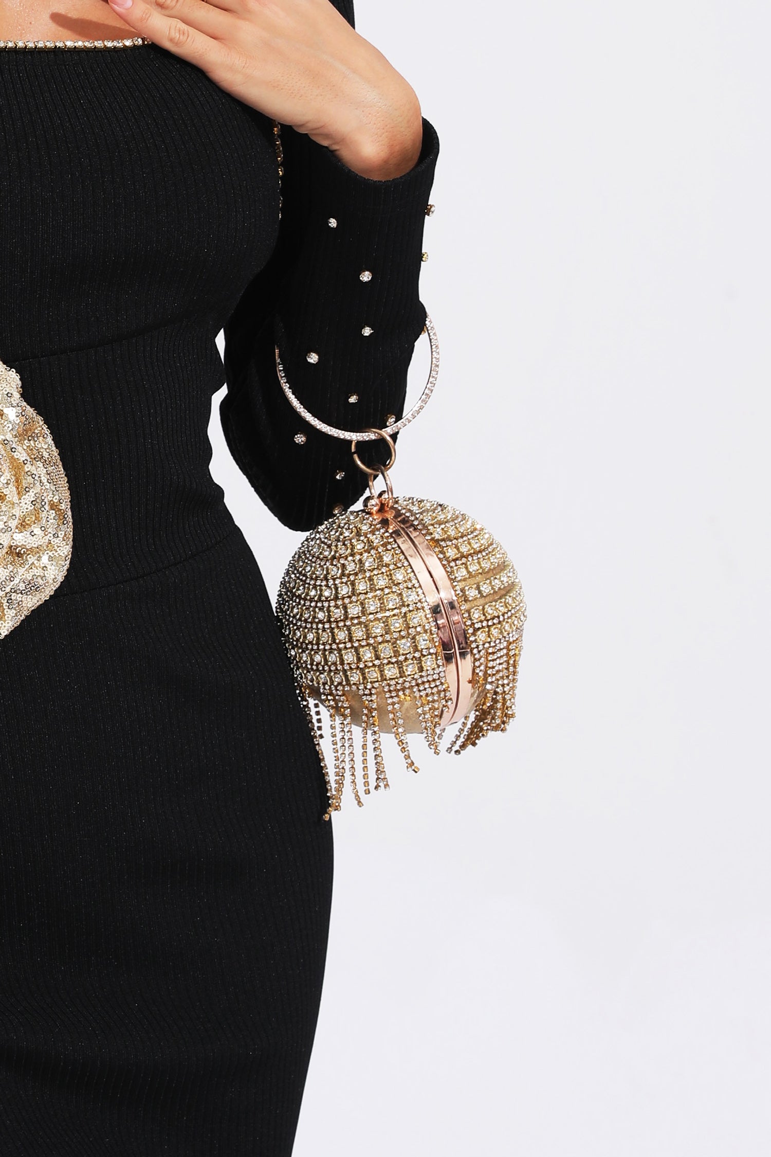 Nyrix Gold Round Ball Bag
