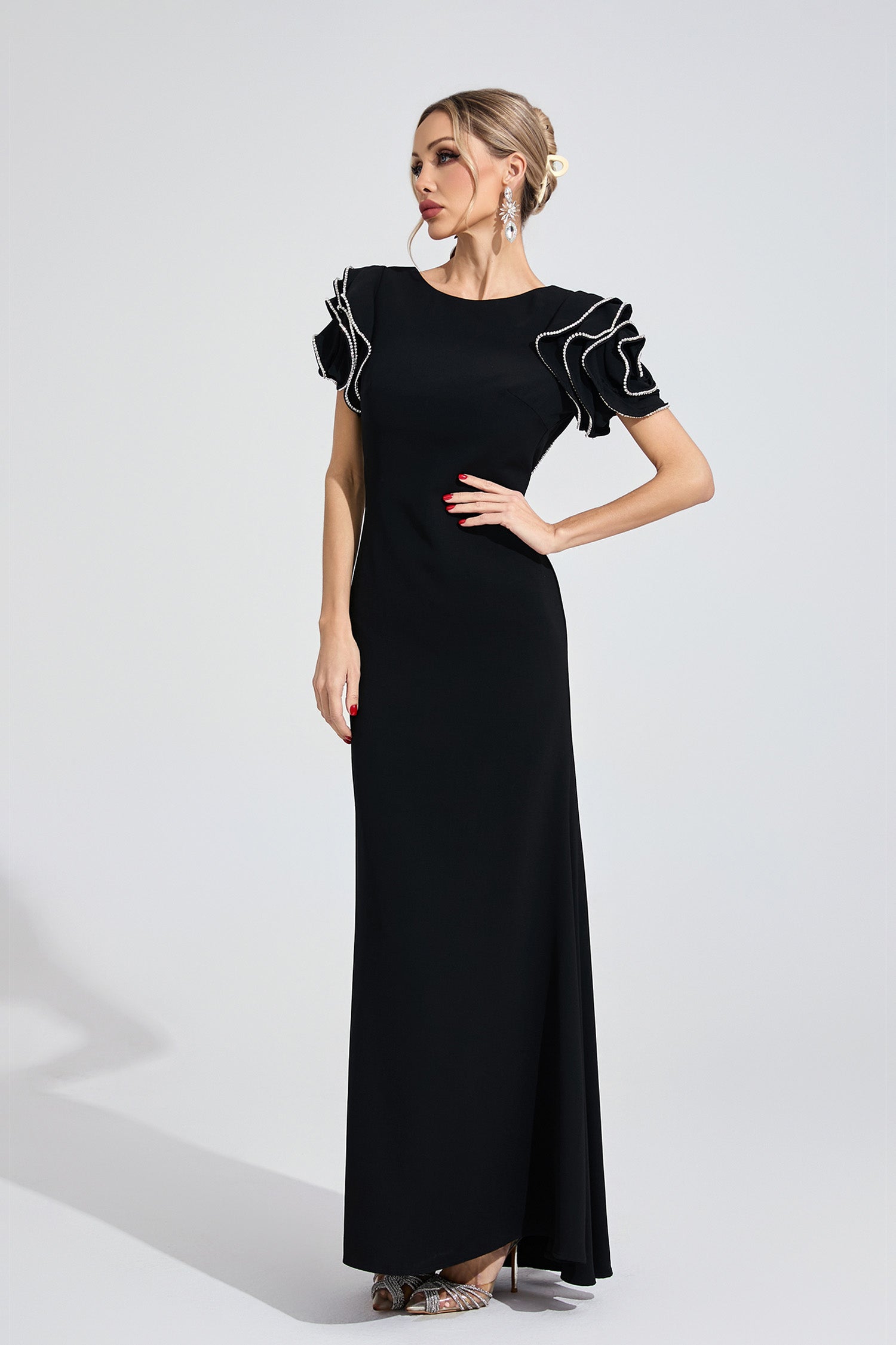 Tyvalric Black Open Back Maxi Dress