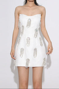 Wrythas Sleeveless Diamond Tassels Mini Dress In White