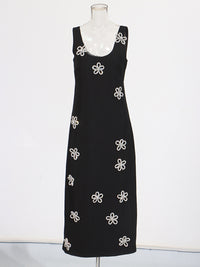 Safa Flower Crystal Embellished Midi Bandage Dress