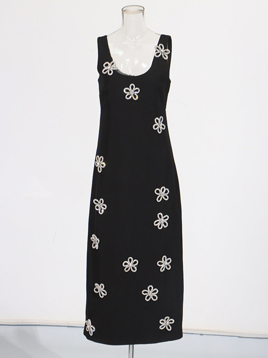 Safa Flower Crystal Embellished Midi Bandage Dress