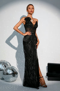 Texelle Lace Maxi Dress In Black