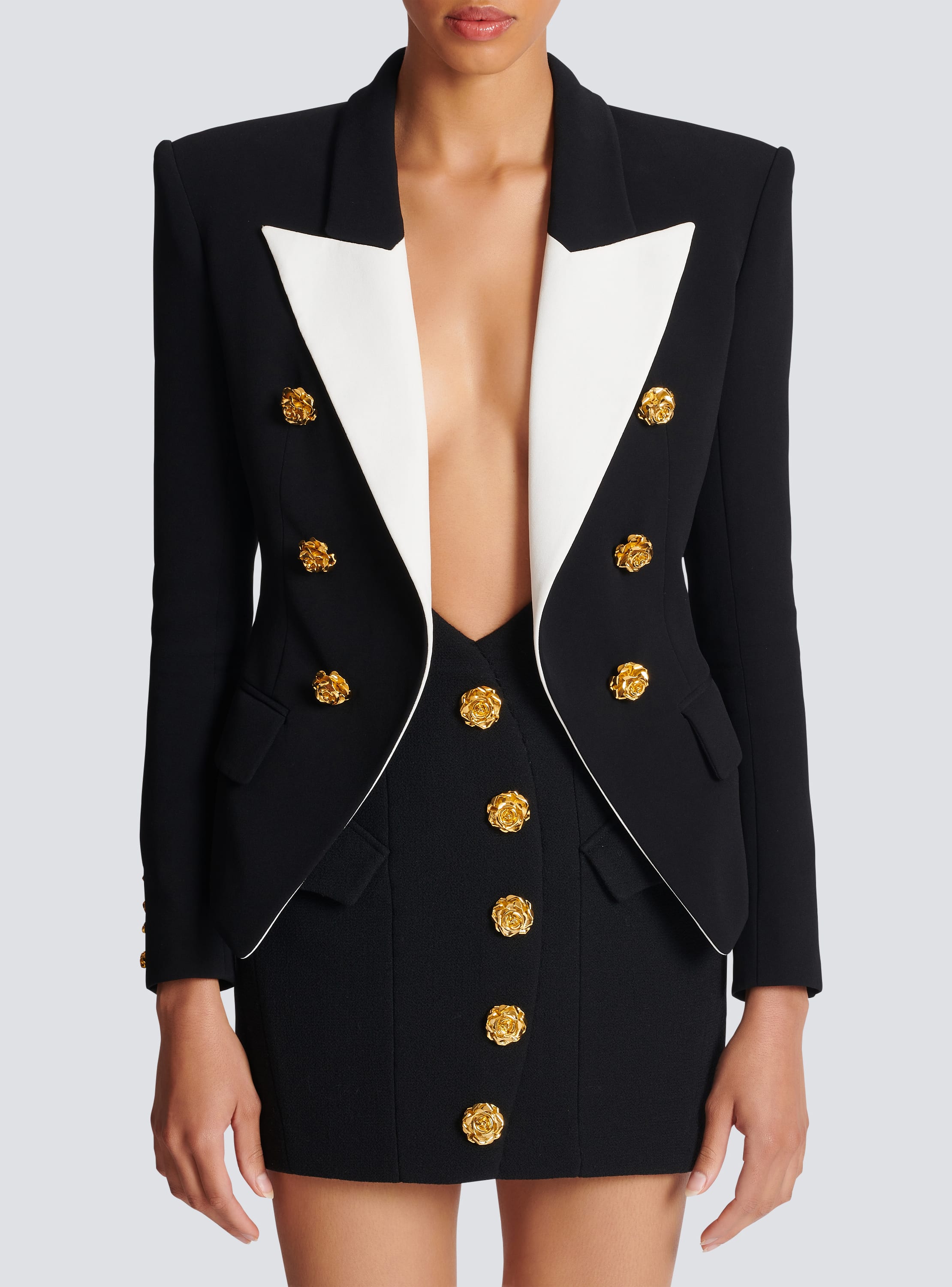 Dionte Slim-Fit Jacket With Roses Buttons In Black