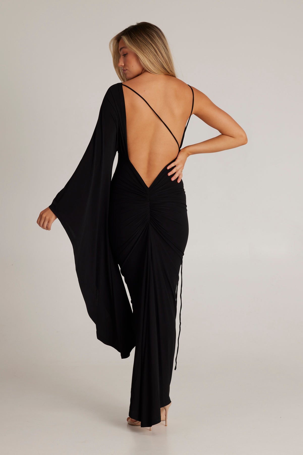 Kajol One Shoulder Sleeve Backless Maxi Dress In Black