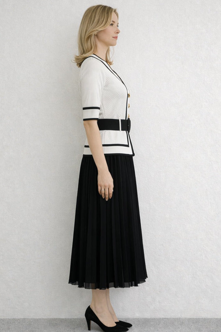Soryx Short Sleeve Pleated Midi Dress
