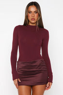 Pryviel Long Sleeve Mini Dress In Wine
