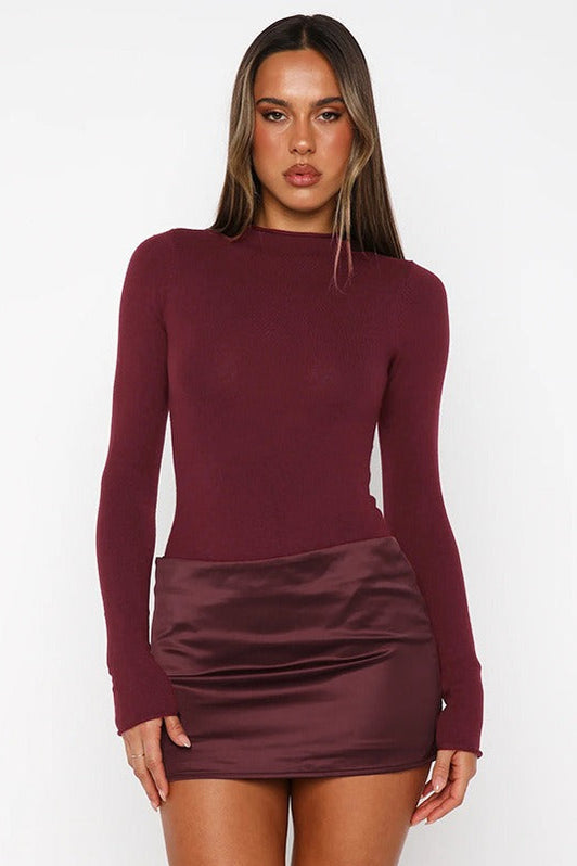 Pryviel Long Sleeve Mini Dress In Wine