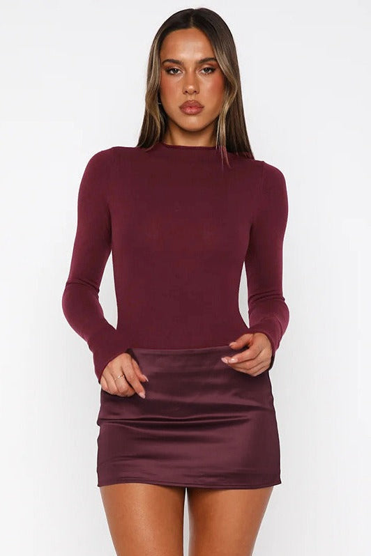 Pryviel Long Sleeve Mini Dress In Wine