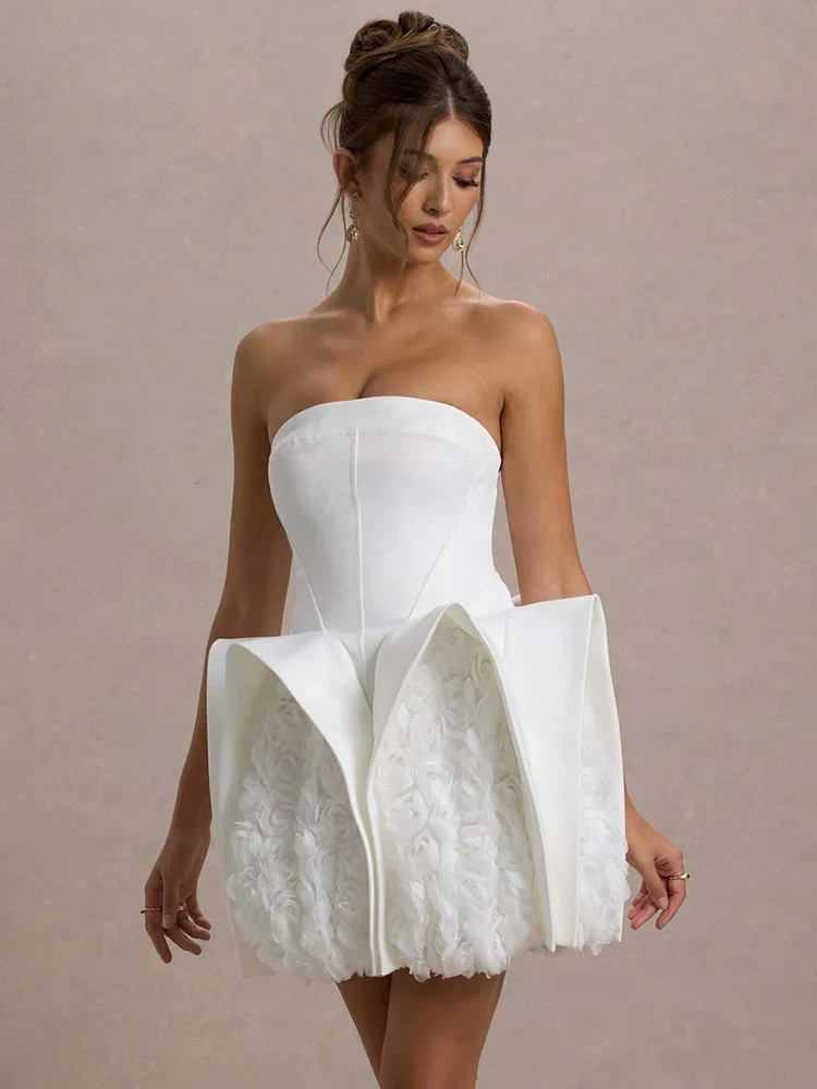 Jasmijn Strapless Floral Mini Dress In White