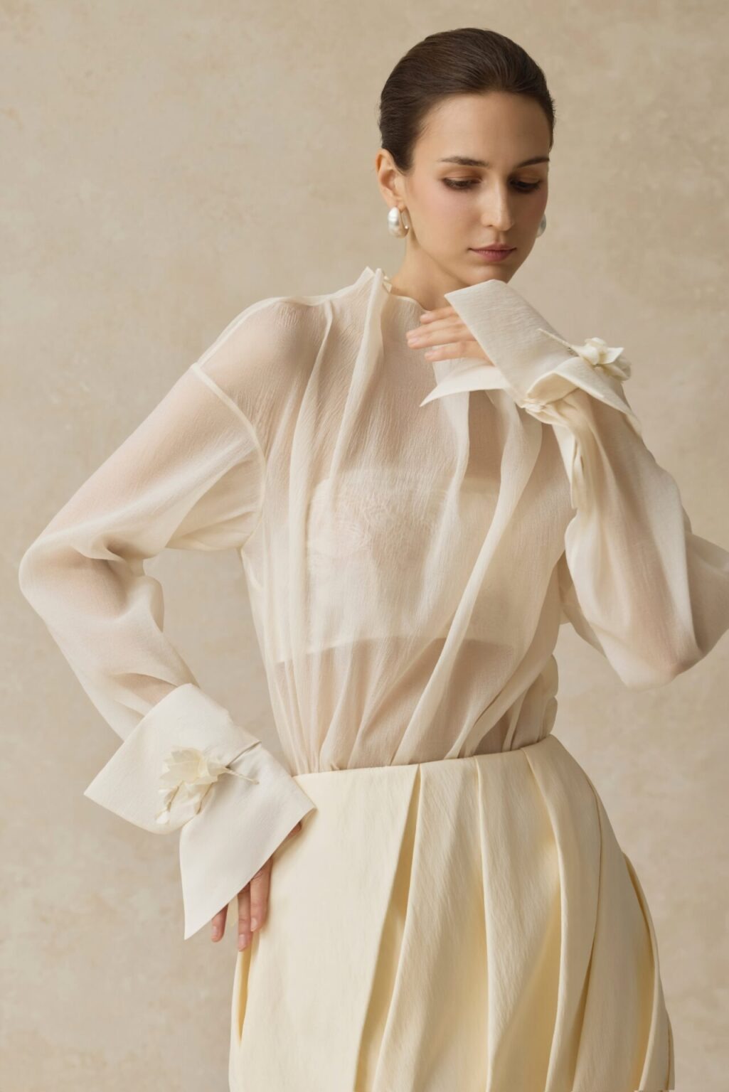 Fralden Drape-Neck Flowy Shirt-Style Bodycon Mini Dress