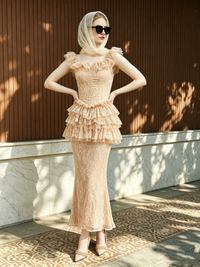 Hurnik Ruffle Lace Maxi Dress