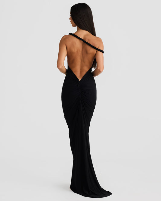 Lesya Halter Neck Pleated Backless Maxi Dress In Black
