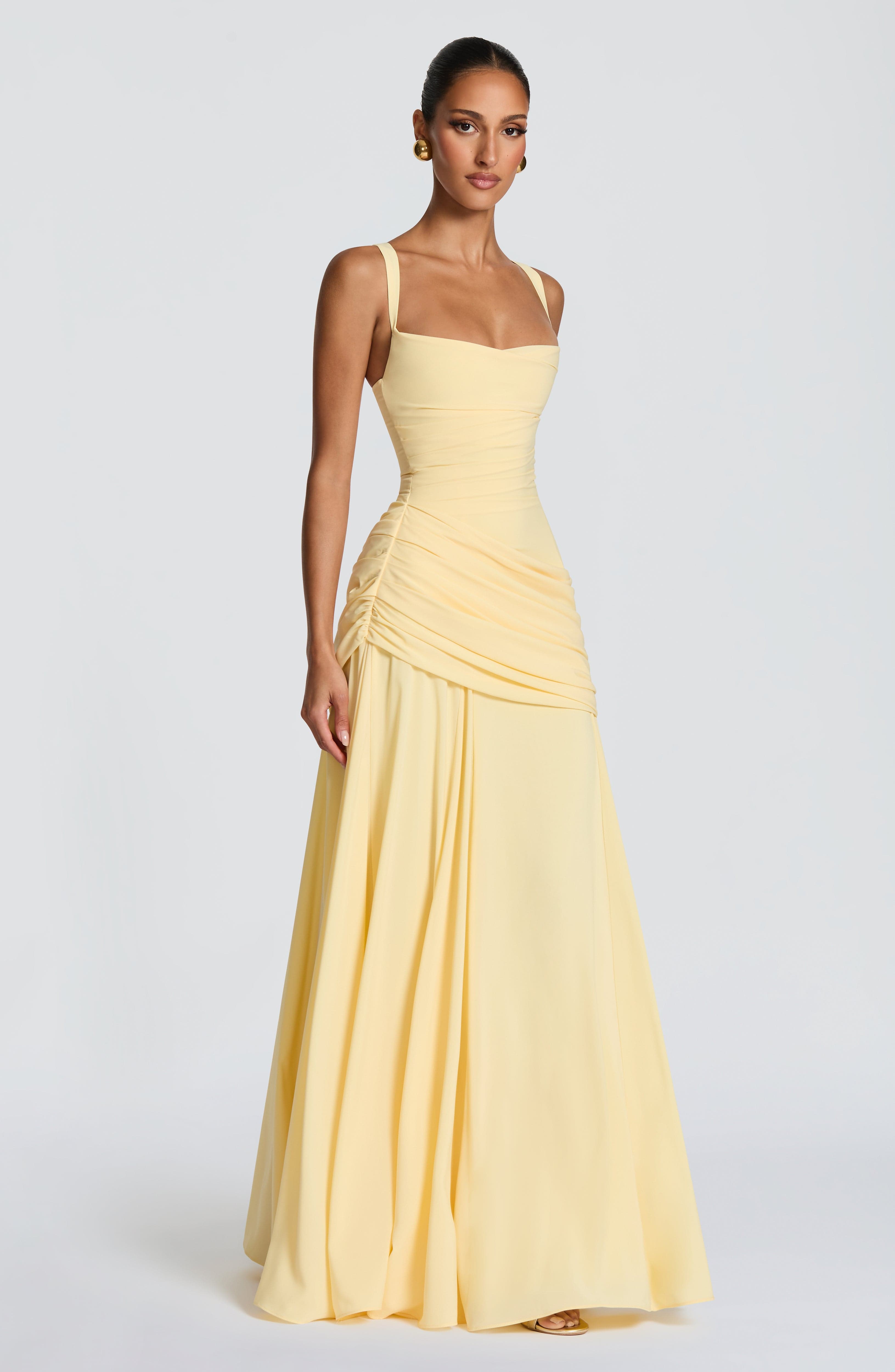 Selis Backless Maxi Dress
