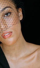 Annisa Triple Rosette With Veil In Black