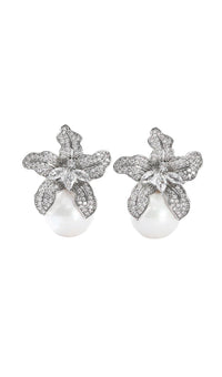 Amara Silver Pearl Earrings