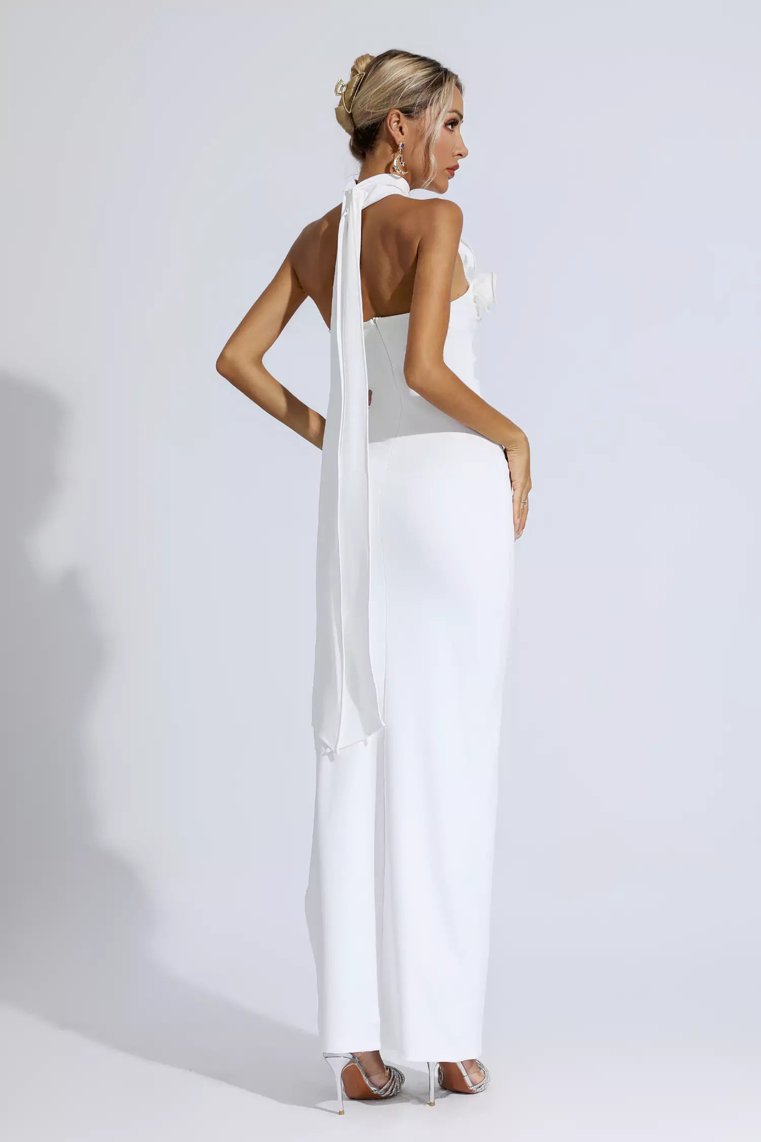 Dalary White Floral Ruched Halter Maxi Dress White / M Dalary White Floral Ruched Halter Maxi Dress White / M