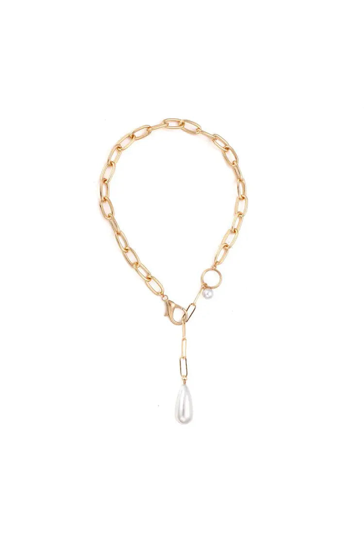 Suggy Baroque Pearl Necklace