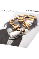 Suggy Baroque Pearl Necklace