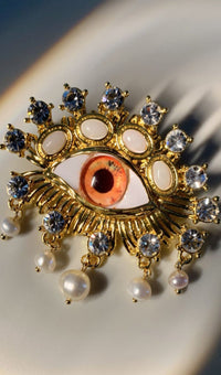 Faith Pearl Embellihsed Eye Brooch