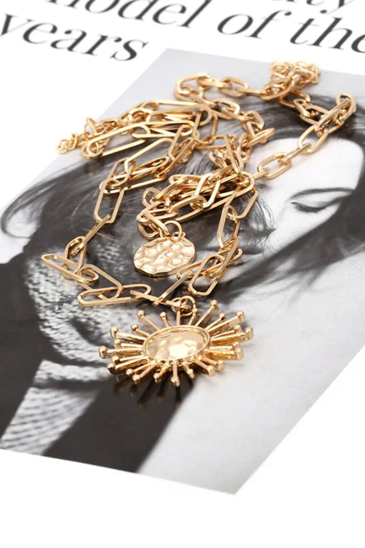 Diliro Golden Sun Clavicle Necklace