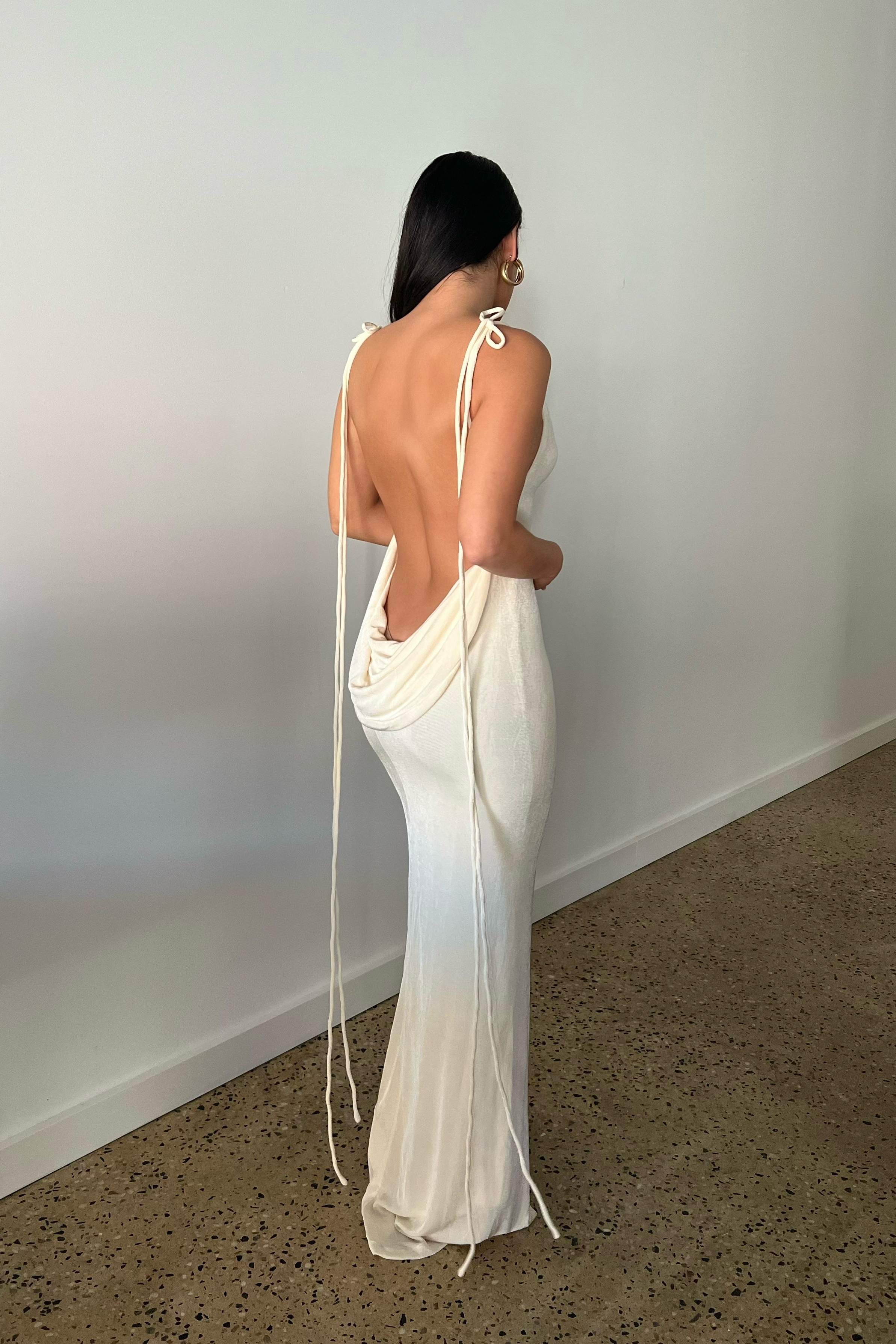 Sagia Backless Maxi Dress In White S Sagia Backless Maxi Dress In White S